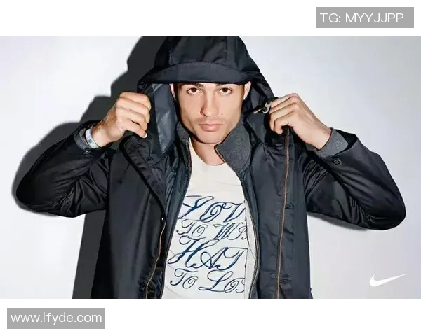 足球明星口罩设计大赏 追踪顶级球员的个性与时尚风采 足球明星口罩设计大赏 追踪顶级球员的个性与时尚风采