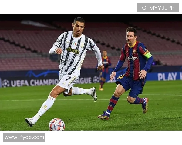 足球顶级球星精彩瞬间集锦展现无与伦比的技术与荣耀时刻